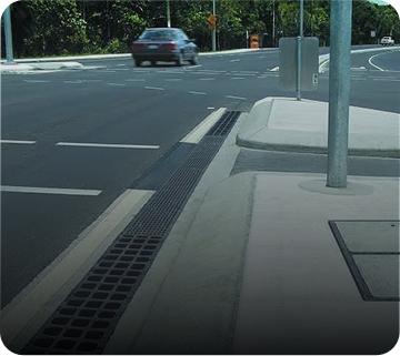 Drainage, kerbs & utility integration